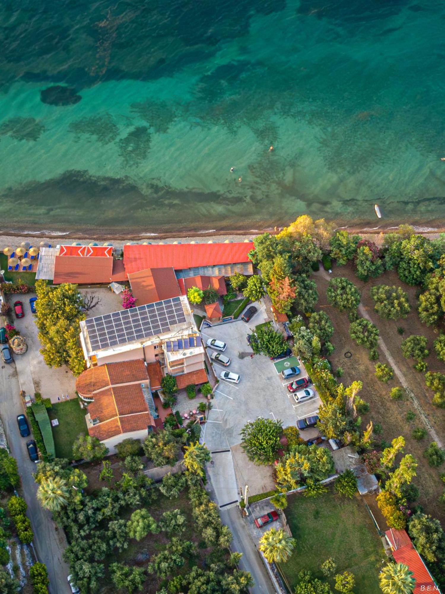 Castella Beach Alissos Eksteriør billede