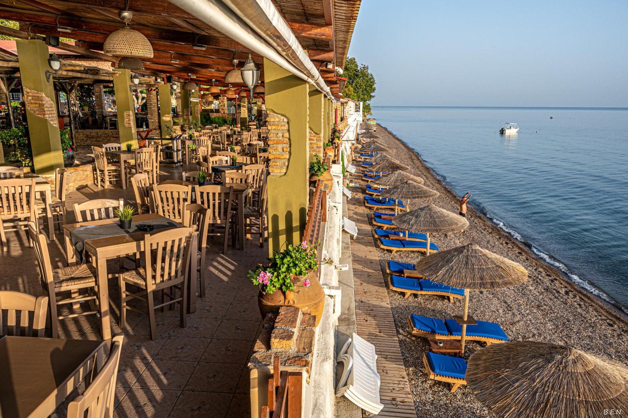 Castella Beach Hotel Alissos Eksteriør billede